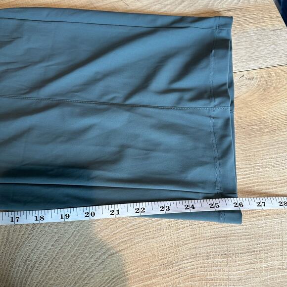 Athleta Cosmic Kick Flare Pant Metropolis Grey 24 - Picture 11 of 11